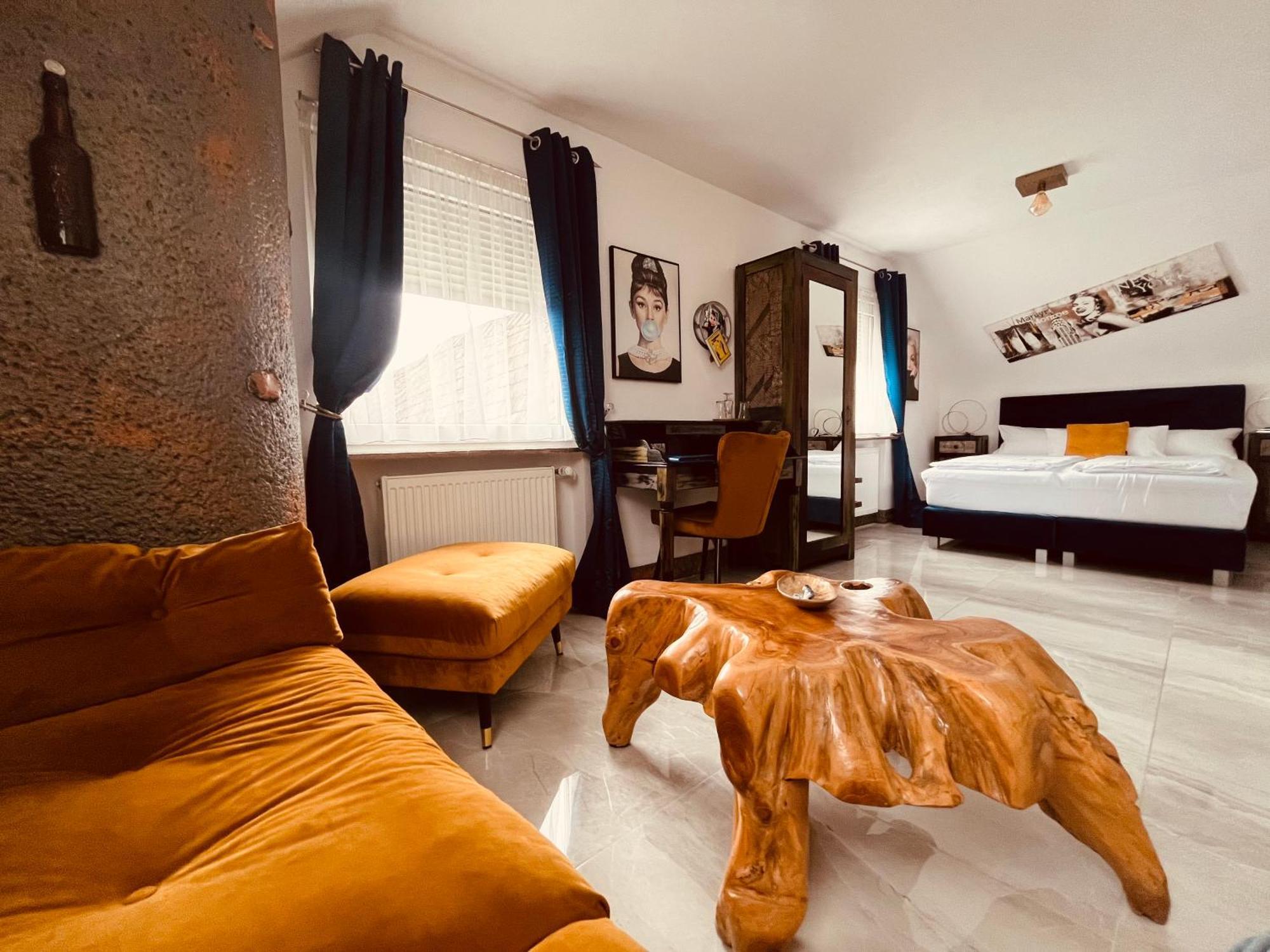 Hotel Karthaeuser Hof Floersheim am Main Экстерьер фото