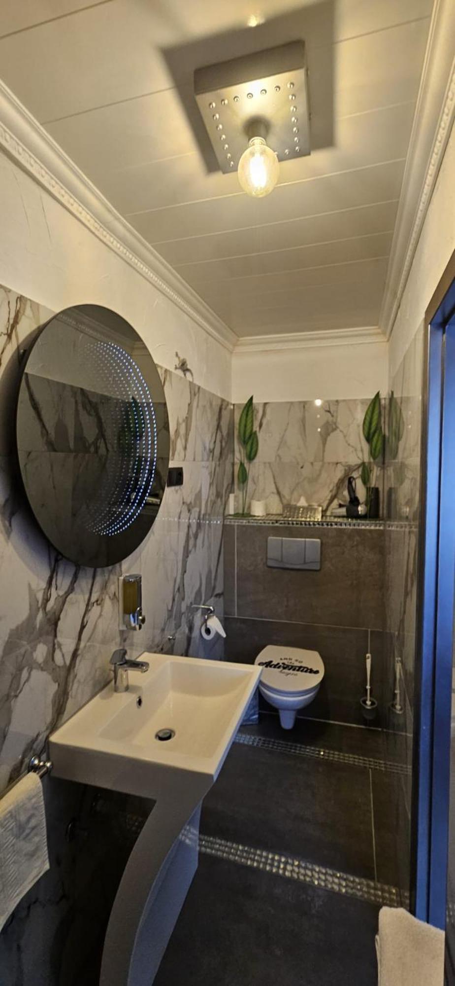 Hotel Karthaeuser Hof Floersheim am Main Экстерьер фото